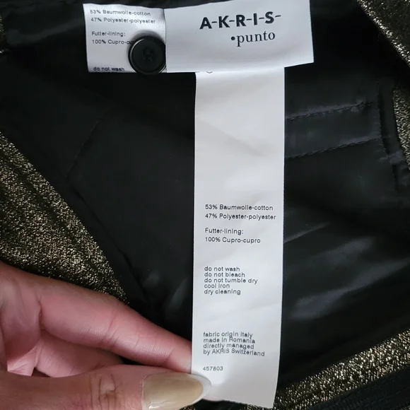Akris Punto Gold Metallic Pants - Picture 3 of 5
